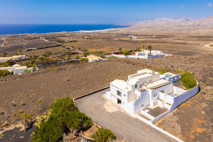 Aerial view of villa . - The View . (Photo Gallery) }}