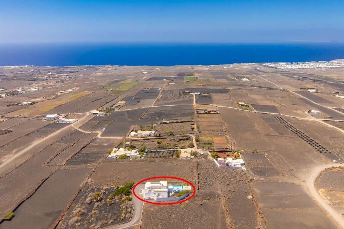Aerial view showing location of villa . - The View . (Photo Gallery) }}