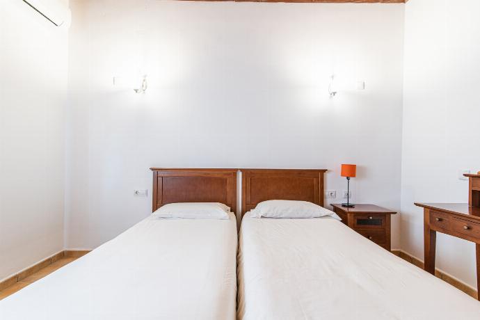  . - Villa Brisa del Mar 12 . (Photo Gallery) }}