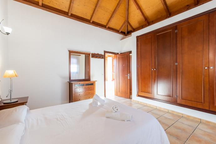  . - Villa Brisa del Mar 12 . (Photo Gallery) }}