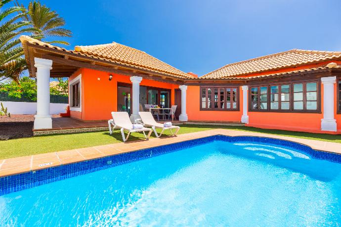 Beautiful villa with private pool and terrace . - Villa Brisa del Mar 12 . (Photo Gallery) }}