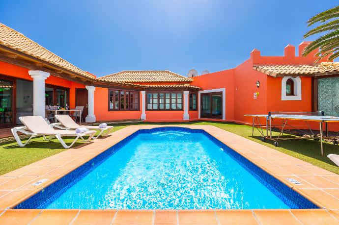 Beautiful villa with private pool and terrace . - Villa Brisa del Mar 12 . (Photo Gallery) }}
