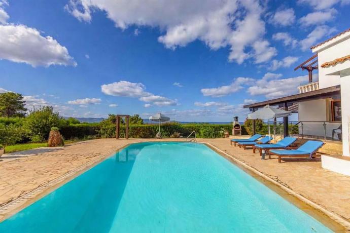 Villa Argaka Heights