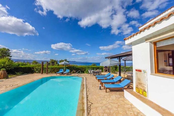 Villa Argaka Heights