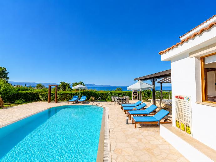 Villa Argaka Heights