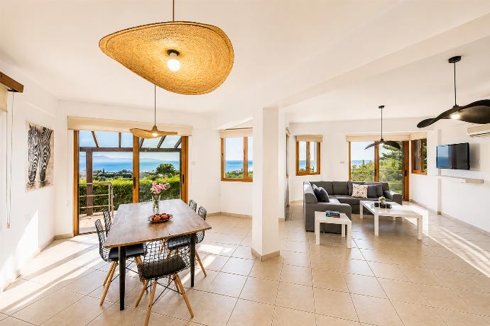 Villa Argaka Heights