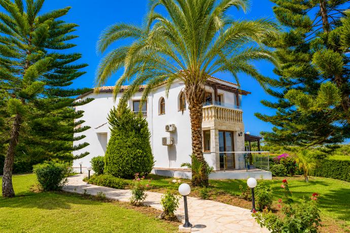 Villa Argaka Heights