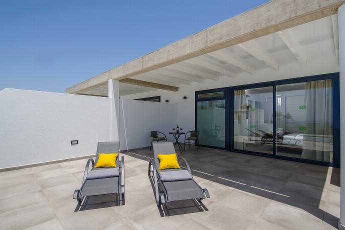  . - Villa Gara 8 . (Photo Gallery) }}