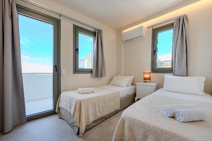  . - Villa Erofili . (Photo Gallery) }}