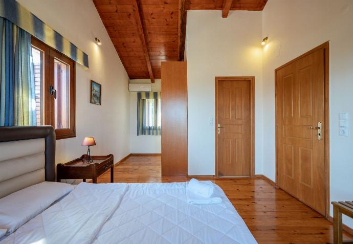  . - Villa Top Hill . (Photo Gallery) }}