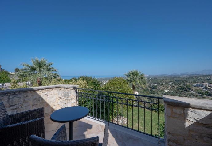  . - Villa Top Hill . (Photo Gallery) }}