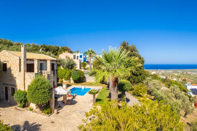 Beautiful villa with private pool and terrace with sea views . - Teacher Cottage . (Photo Gallery) }}
