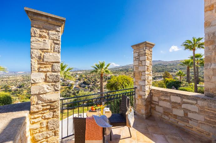 Balcony . - Teacher Cottage . (Photo Gallery) }}