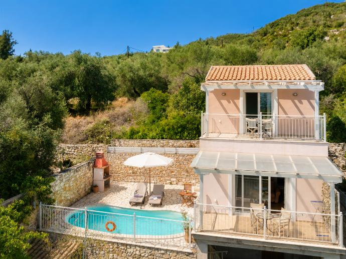 Villa Magda Dione