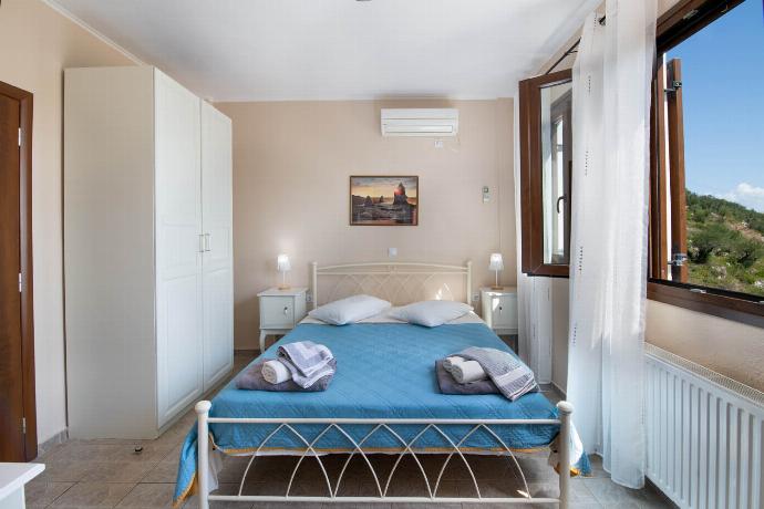  . - Villa Elpida . (Photo Gallery) }}