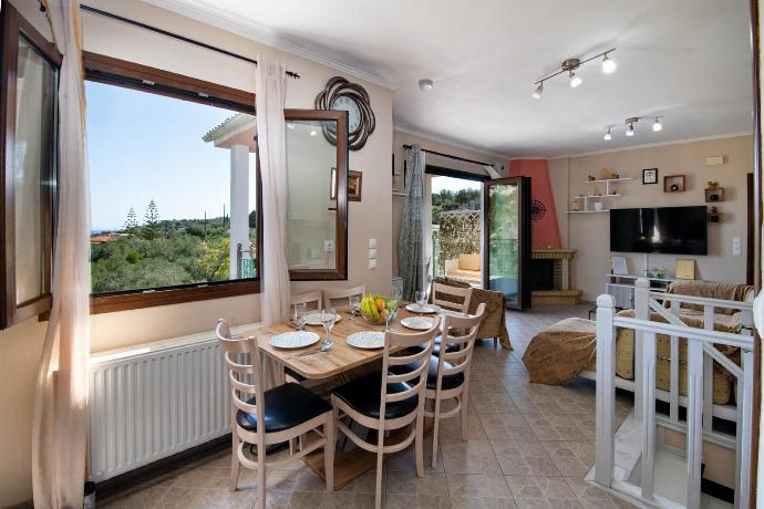  . - Villa Elpida . (Photo Gallery) }}