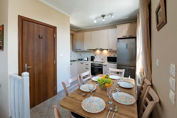  . - Villa Elpida . (Photo Gallery) }}