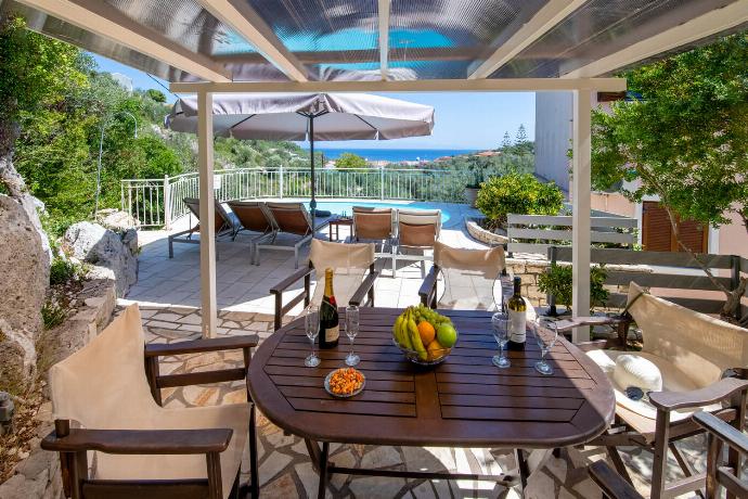  . - Villa Elpida . (Photo Gallery) }}