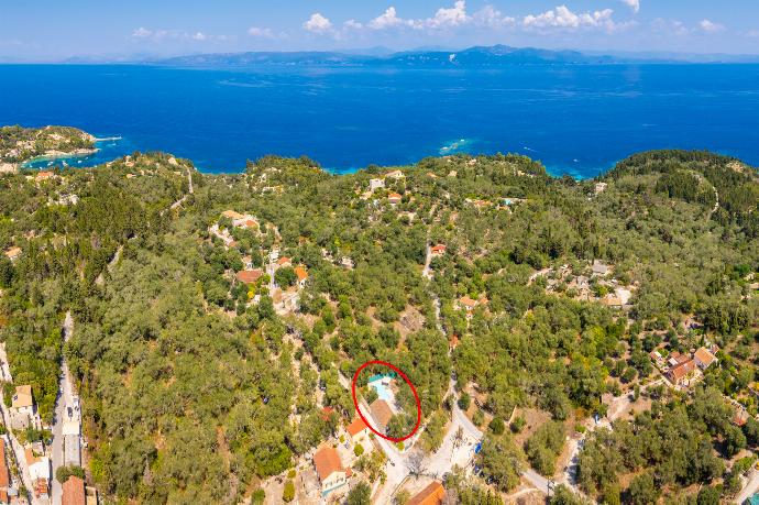 Aerial view showing location of villa . - Villa Old Vineyard . (Photo Gallery) }}
