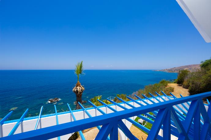  . - Panorama Villa . (Photo Gallery) }}