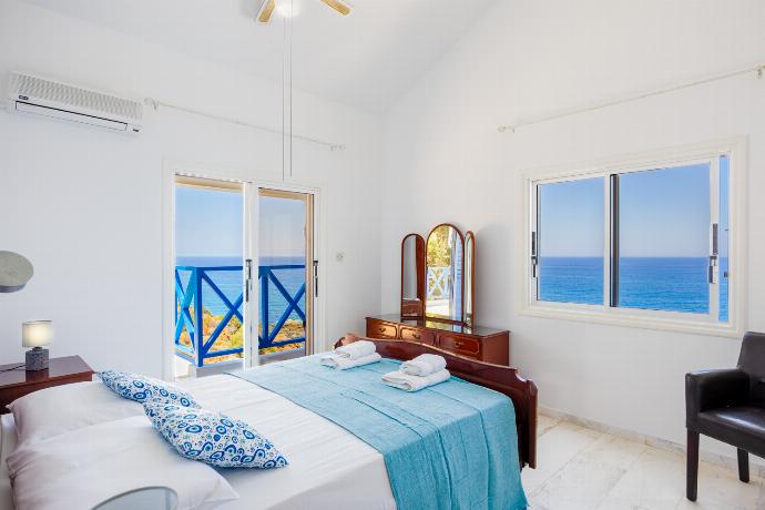  . - Panorama Villa . (Photo Gallery) }}