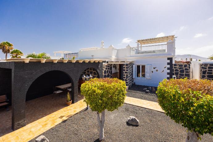 Garden area . - Villa Vista Calao . (Photo Gallery) }}