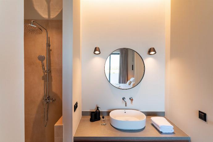 Massari Breeze Villa