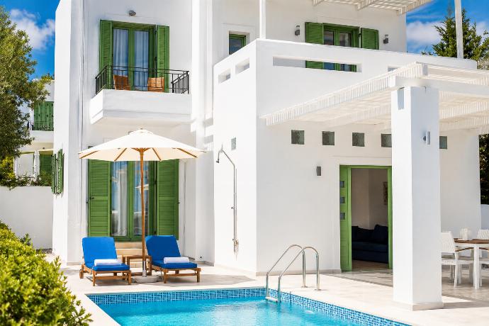 Beautiful villa with private pool and terrace . - Villa Mytikas . (Galleria fotografica) }}