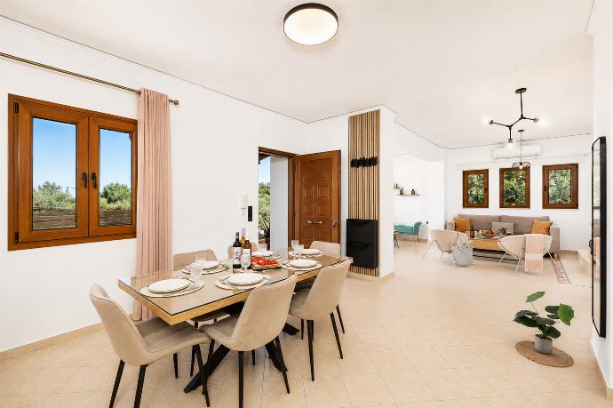  . - Villa Aspa . (Photo Gallery) }}