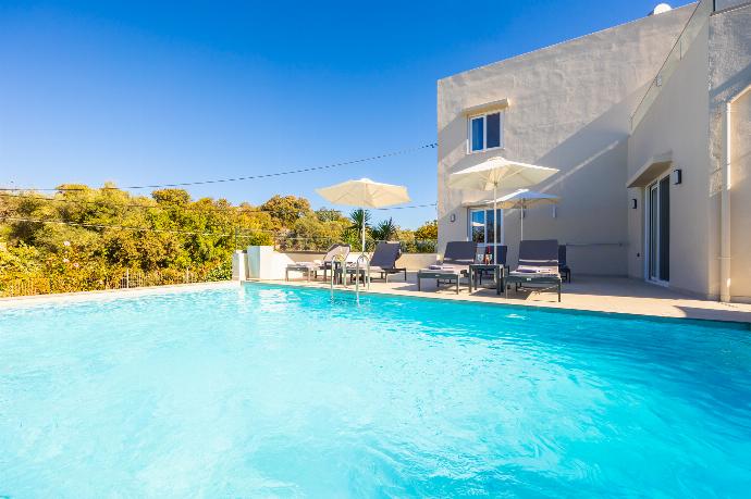 Beautiful villa with private pool and terrace . - Villa Filia . (Photo Gallery) }}