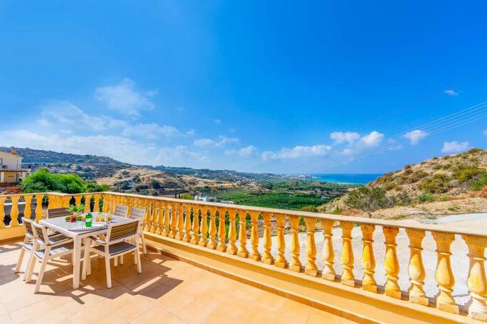 Villa Aqua Royal