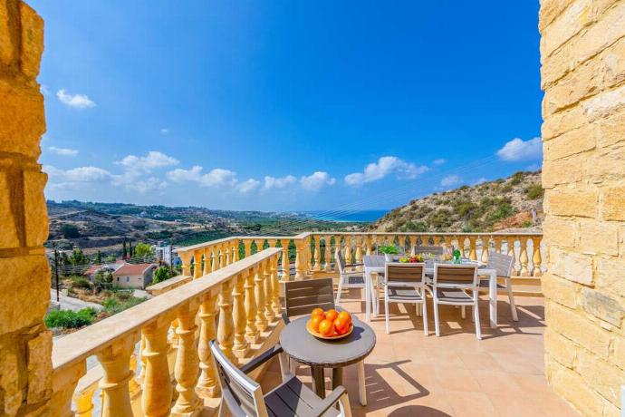 Villa Aqua Royal