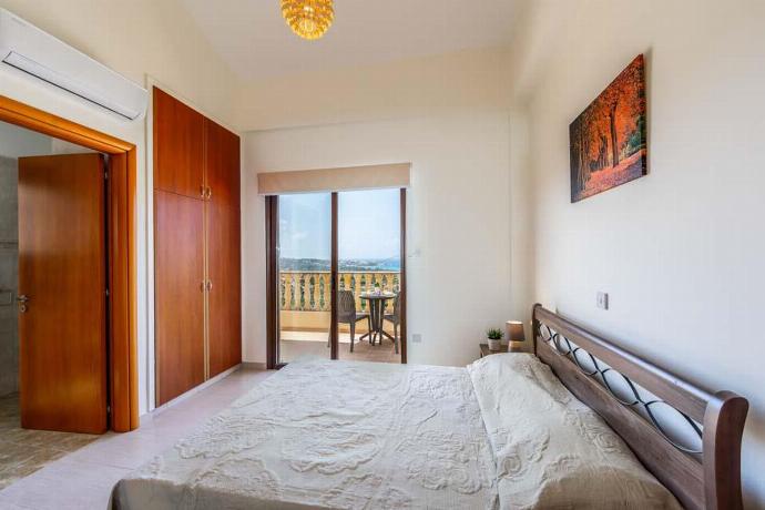 Villa Aqua Royal