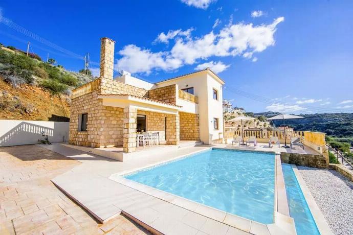  . - Villa Aqua View . (Photo Gallery) }}