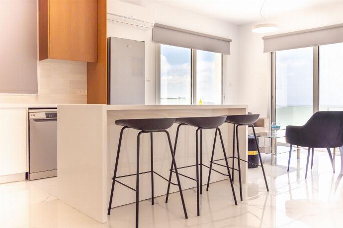 . - Villa Aqua Queen . (Photo Gallery) }}