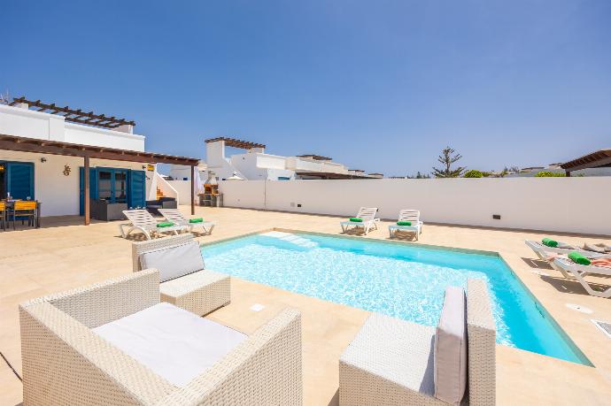 Beautiful villa with private pool and terrace . - Villa Concha . (Photo Gallery) }}