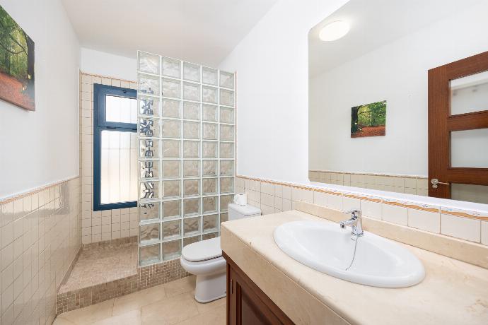 Family bathroom with shower . - Villa Concha . (Photo Gallery) }}