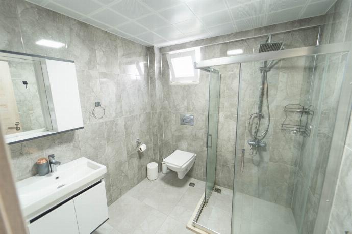  . - Villa Dogakent 1 . (Photo Gallery) }}