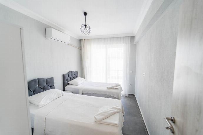  . - Villa Dogakent 2 . (Photo Gallery) }}