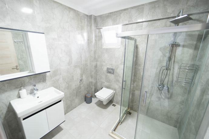  . - Villa Dogakent 2 . (Photo Gallery) }}