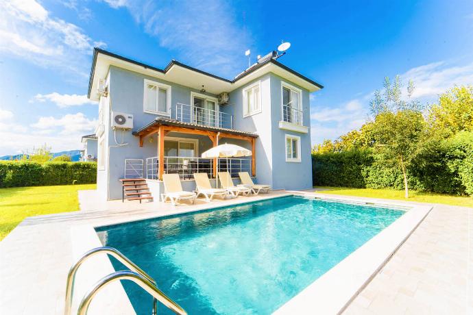  . - Villa Dogakent 3 . (Photo Gallery) }}