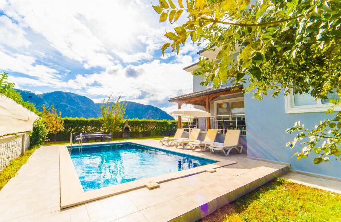  . - Villa Dogakent 3 . (Photo Gallery) }}