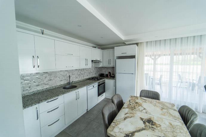  . - Villa Dogakent 3 . (Photo Gallery) }}