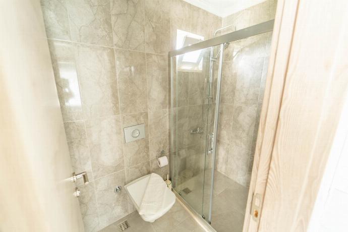  . - Villa Dogakent 3 . (Photo Gallery) }}