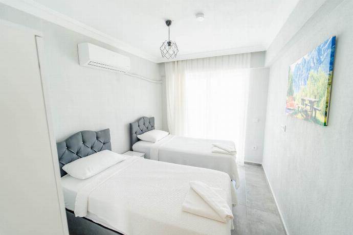  . - Villa Dogakent 3 . (Photo Gallery) }}