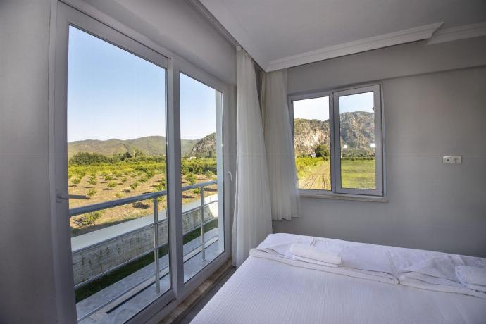  . - Villa Dogakent 4 . (Photo Gallery) }}