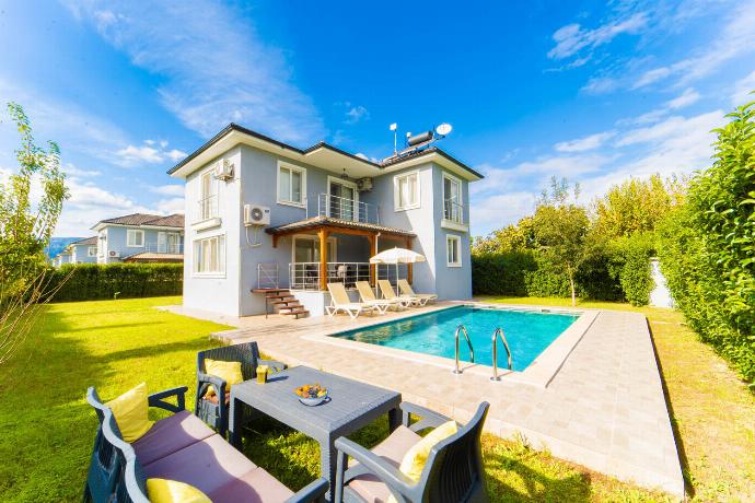  . - Villa Dogakent 4 . (Photo Gallery) }}