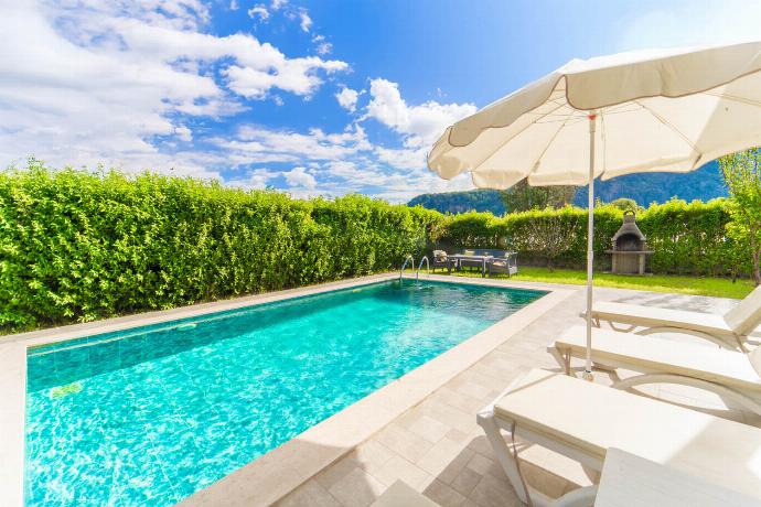  . - Villa Dogakent 4 . (Photo Gallery) }}