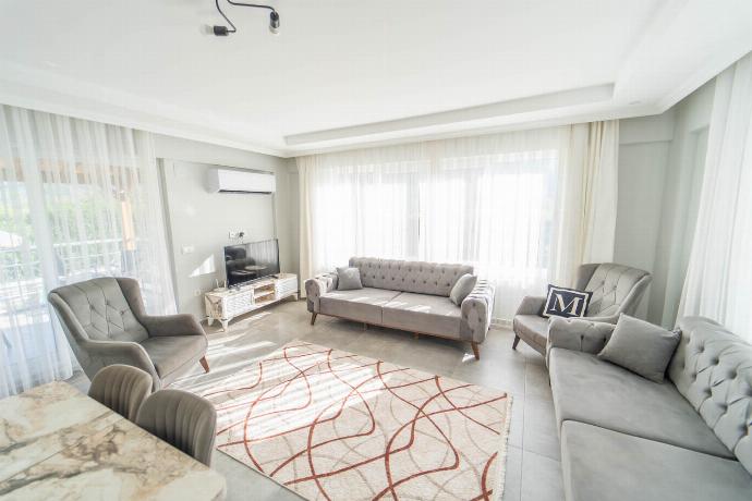  . - Villa Dogakent 4 . (Photo Gallery) }}