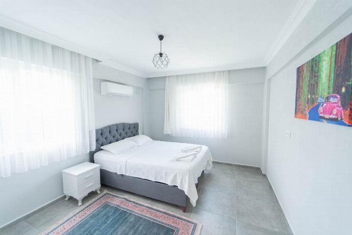  . - Villa Dogakent 4 . (Photo Gallery) }}